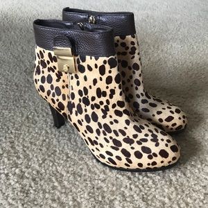 Tory Burch booties! Size 7.5